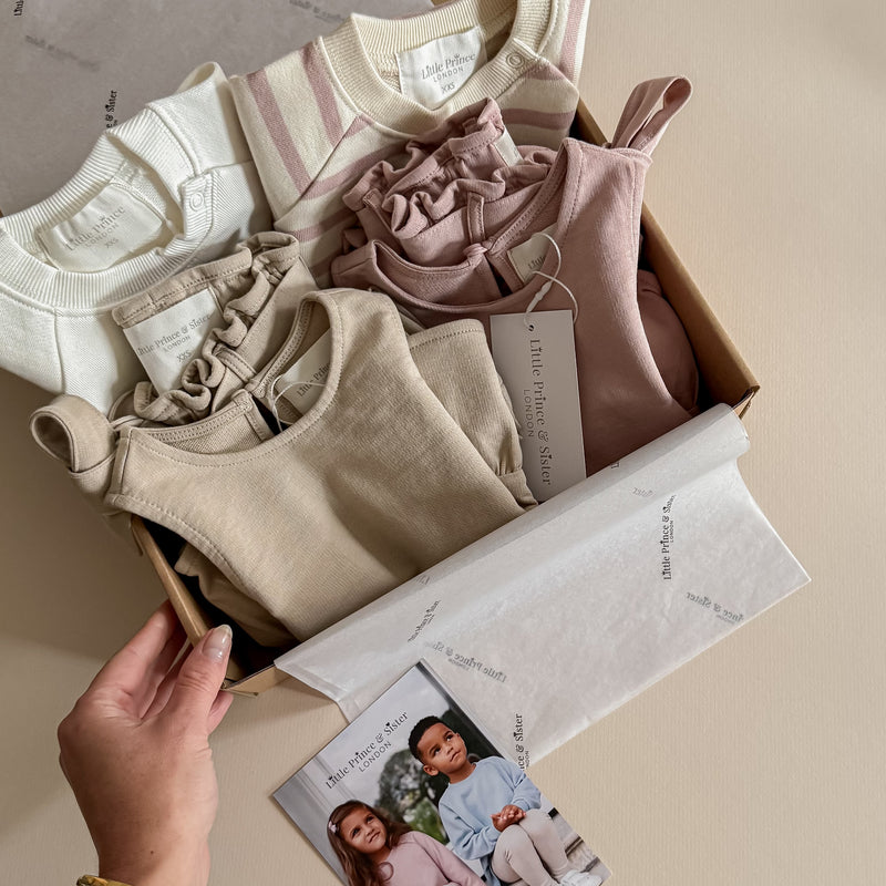 The Little Sister Summer Mystery Bundle *original value £132*