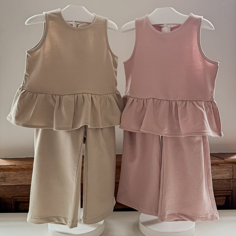 The Little Sister Summer Mystery Bundle *original value £132*