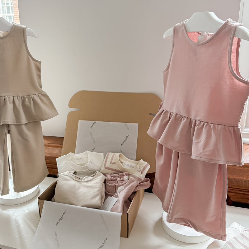 The Little Sister Summer Mystery Bundle *original value £132*